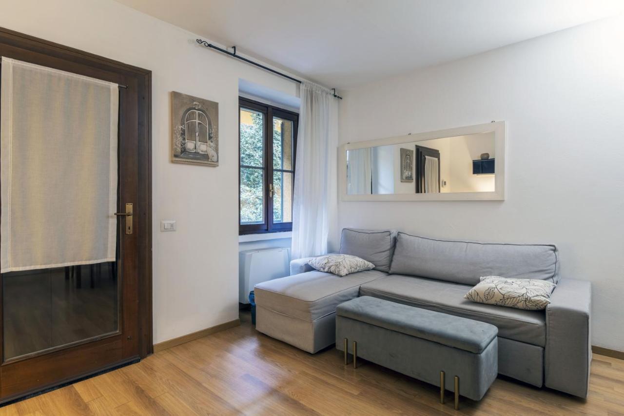 Cozy & Comfy Apt In Navigli Area ミラノ エクステリア 写真
