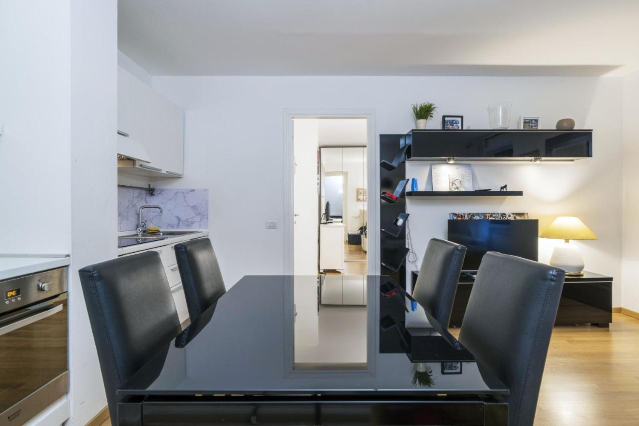 Cozy & Comfy Apt In Navigli Area ミラノ エクステリア 写真