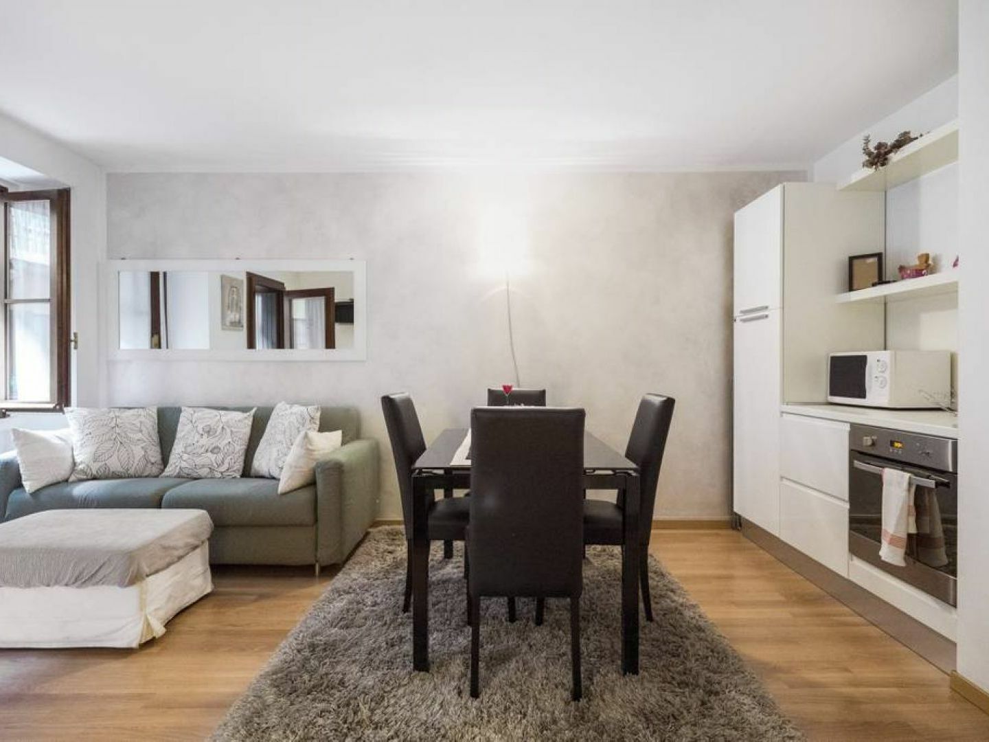 Cozy & Comfy Apt In Navigli Area ミラノ エクステリア 写真